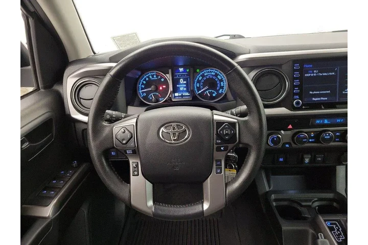 $34998 : Toyota Tacoma 2022 4x4 SR5 V image 10