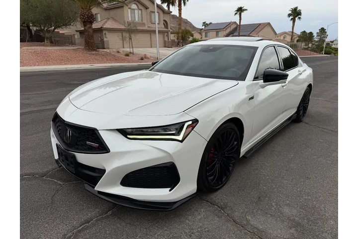 $5000 : Car for sale image 3