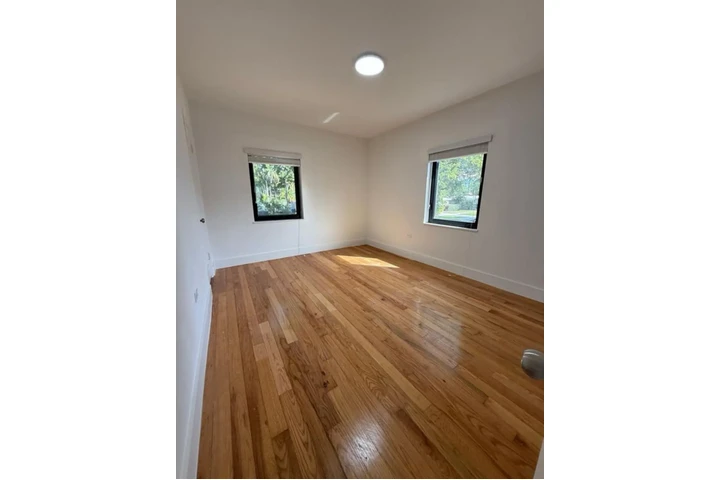 $2000 : 2Bedroom Apartment in Miami FL image 7