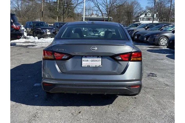 $18700 : Nissan Altima 2025 2.5 S 4dr image 5
