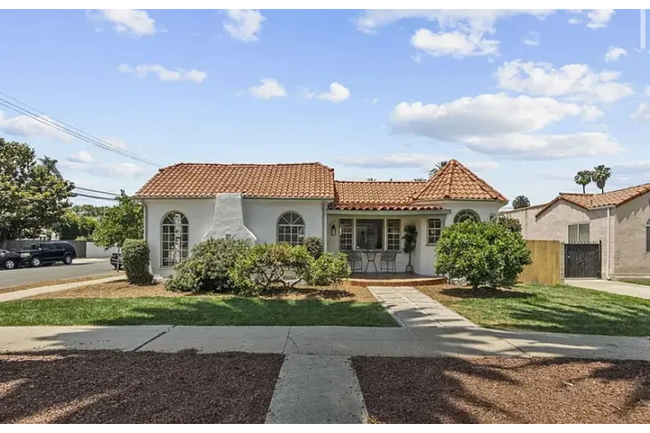 $2480 : Nice 3Bedroom House image 1