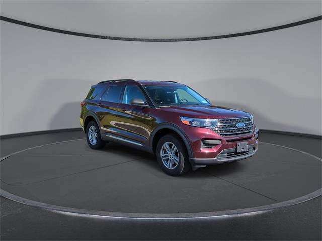 $32000 : 2022 Explorer XLT image 4