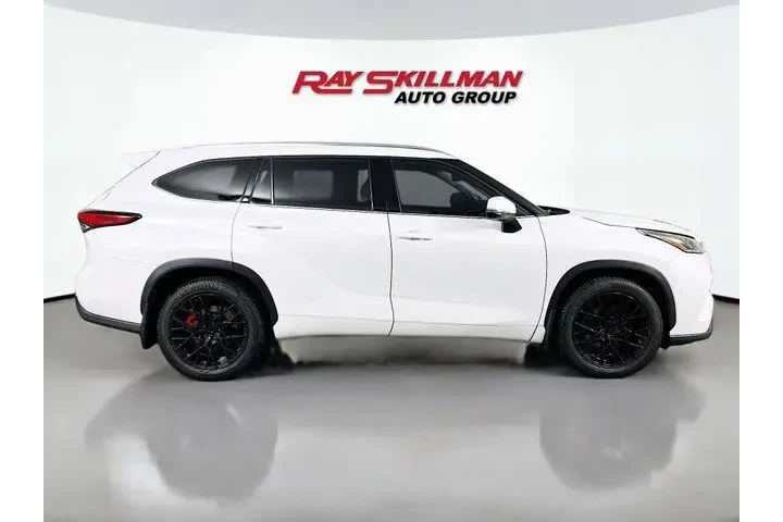 $35975 : Toyota Highlander 2022 AWD P image 8