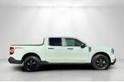 $31995 : Ford Maverick 2024 AWD XLT 4 thumbnail