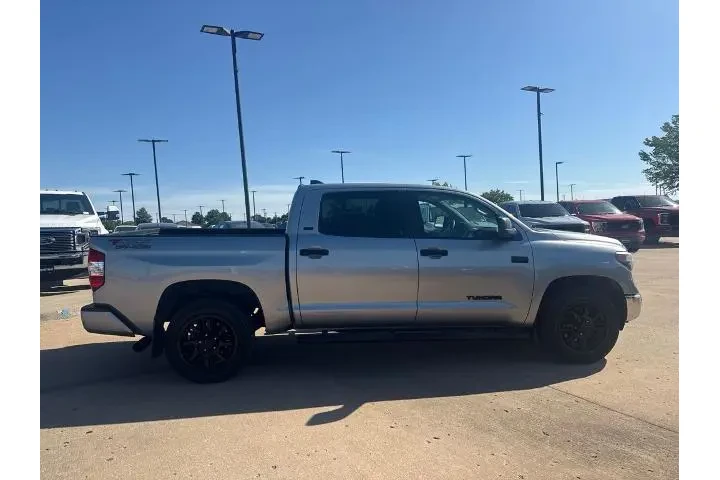 $28995 : Toyota Tundra 2021 4x2 SR5 4 image 5