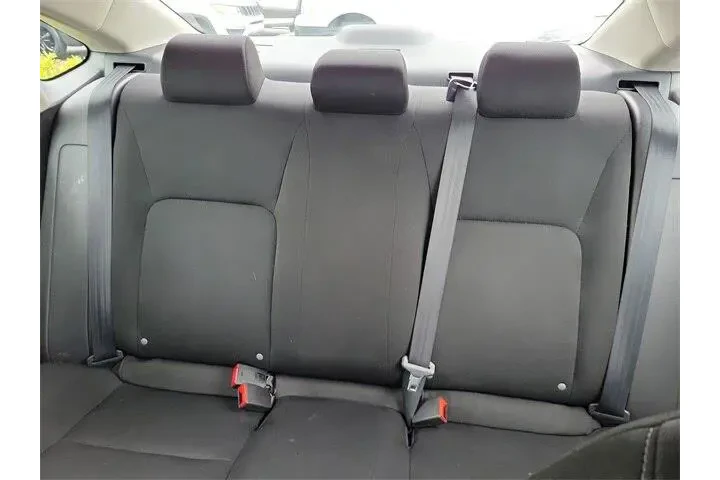 $18990 : Honda Civic 2022 LX 4dr Seda image 8