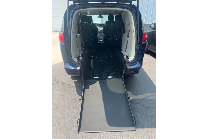 $35000 : 2020 Voyager LXi image 6