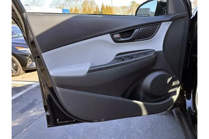 $19999 : Hyundai KONA 2023 AWD SEL 4d image 8