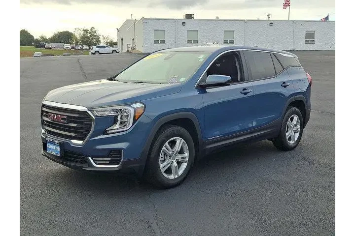 $22990 : GMC Terrain 2024 AWD SLE 4dr image 3