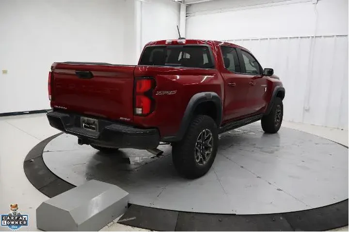 $39995 : Chevrolet Colorado 2024 4x4 image 4