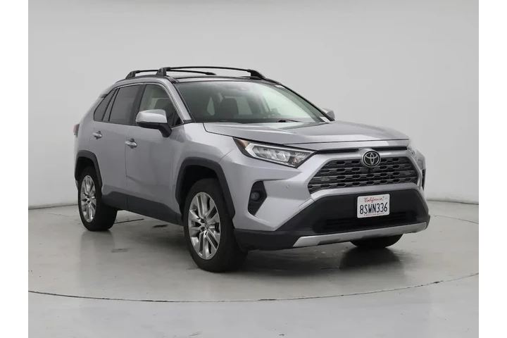 $31998 : Toyota RAV4 2020 AWD Limited image 1
