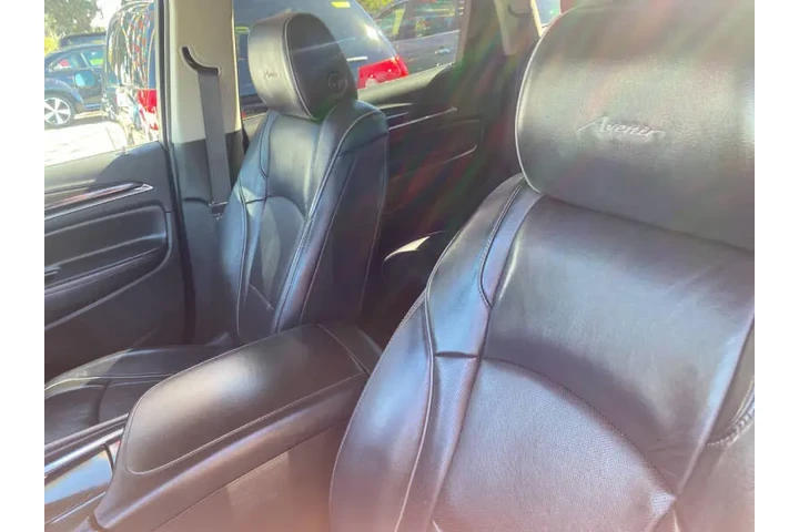 $20999 : 2019 Enclave Avenir image 7