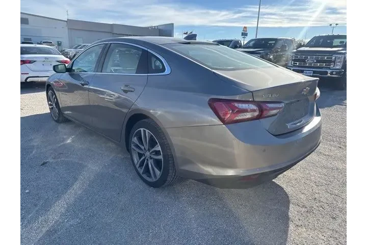 $20700 : Chevrolet Malibu 2024 LT 4dr image 10