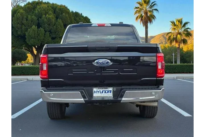 $32500 : Ford F-150 2023 4x2 XLT 4dr image 6