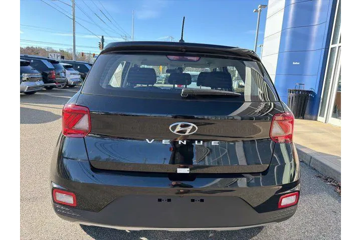$19977 : Hyundai VENUE 2025 SE 4dr Cr image 7