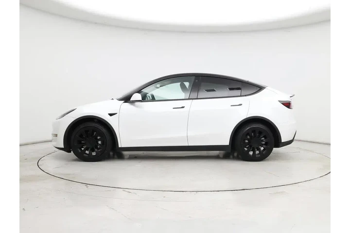 $33998 : Tesla Model Y 2022 AWD Long image 3