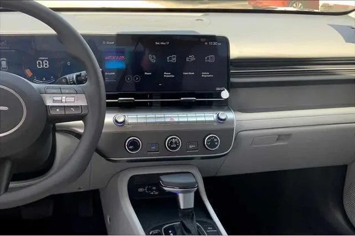 $22453 : Hyundai KONA 2025 SE 4dr Cro image 6