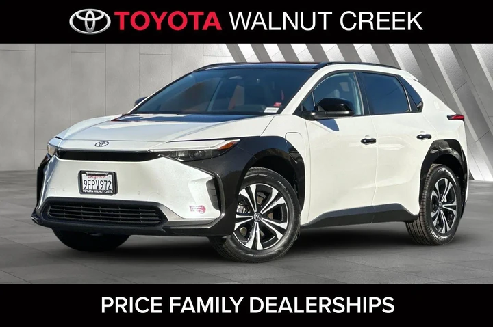 $20900 : Toyota bZ4X 2023 XLE 4dr Cro image 1