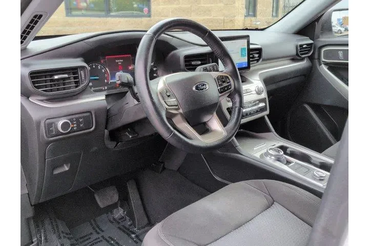$26997 : Ford Explorer 2022 AWD XLT 4 image 10