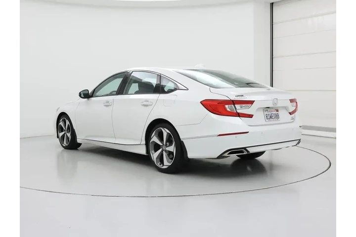 $25998 : Honda Accord 2020 Touring 4d image 2