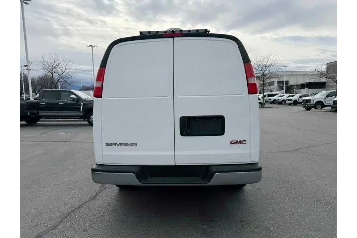 $24874 : GMC Savana 2023 2500 3dr Car image 6