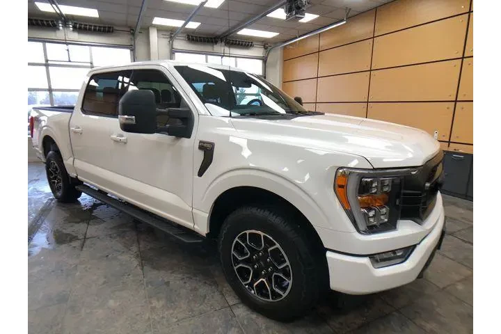 $32774 : Ford F-150 2021 4x4 XLT 4dr image 1