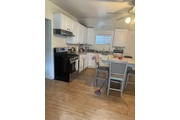 $2100 : Rento casa en Bloomington thumbnail