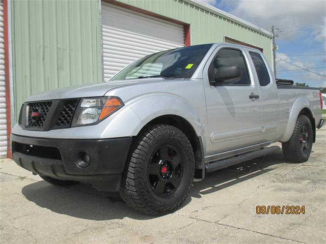 $11995 : 2005 Frontier image 1