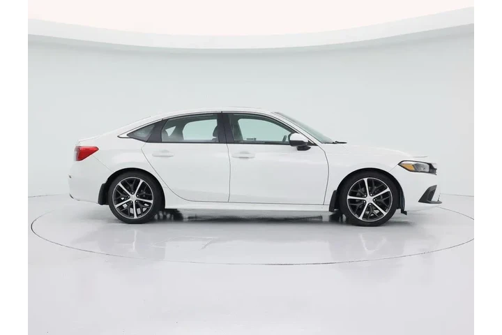 $28998 : Honda Civic 2024 Touring 4dr image 7