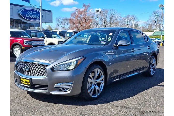 $15995 : INFINITI Q70L 2017 AWD 3.7 4 image 3