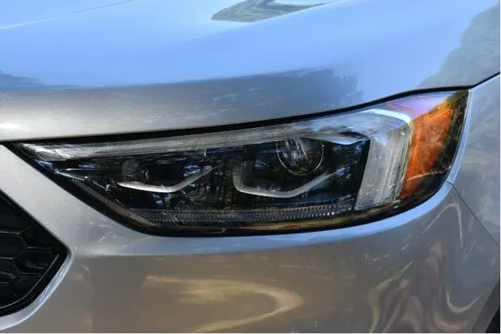 $22568 : Ford Edge 2022 AWD ST 4dr Cr image 9