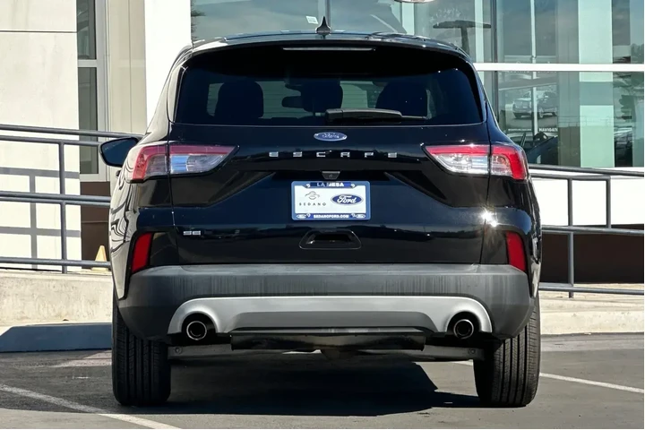 $19900 : Ford Escape 2022 SE 4dr SUV image 4