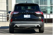 $19900 : Ford Escape 2022 SE 4dr SUV thumbnail