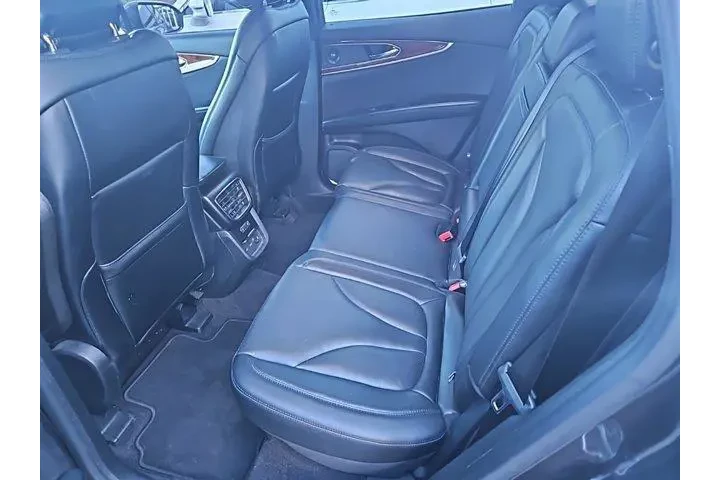 $24838 : Lincoln Nautilus 2020 Reserv image 3