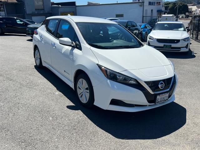 $12300 : Used 2019 LEAF S for sale in image 3