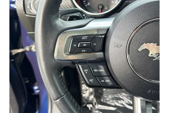 $17200 : Ford Mustang 2018 EcoBoost 2 image 10