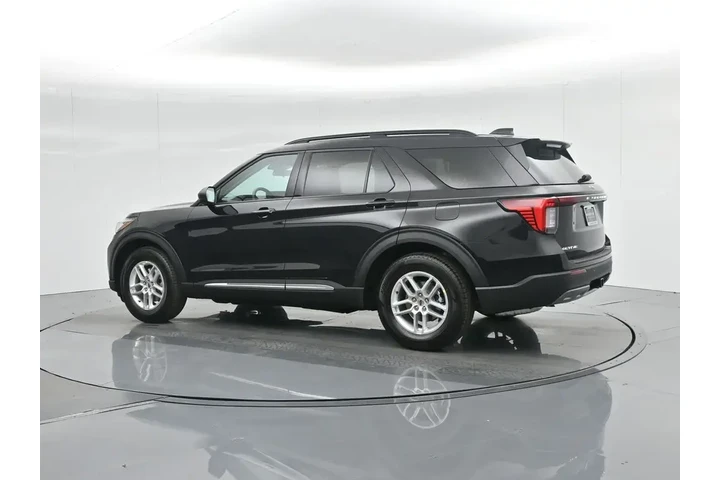 $39861 : Ford Explorer 2025 Active 4d image 6