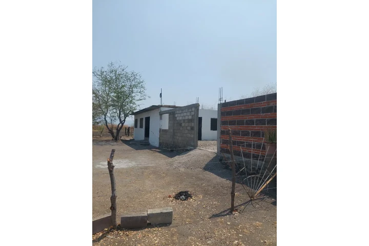 $950 : Tequesquitengo venta Terreno image 5