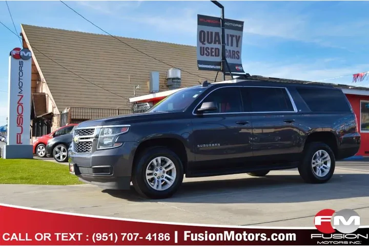 $22995 : Used 2018 Suburban 2WD 4dr 15 image 1