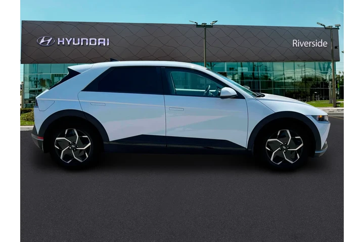 $25991 : Hyundai IONIQ 5 2024 SE 4dr image 9
