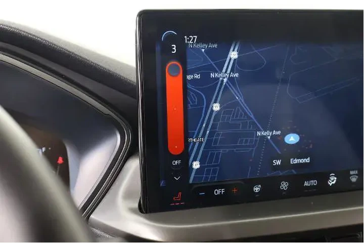 $18835 : Ford Escape 2023 AWD Active image 8