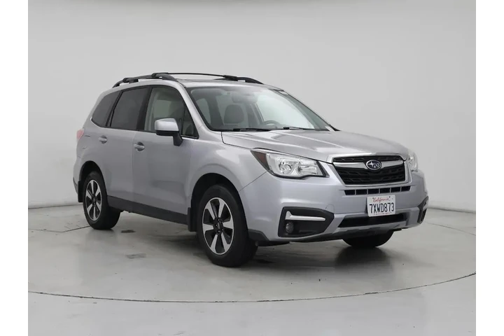 $14998 : Subaru Forester 2017 AWD 2.5 image 1