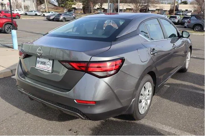 $18347 : Nissan Sentra 2025 S 4dr Sed image 6