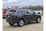 $31585 : Jeep Compass 2026 4x4 Latitu thumbnail