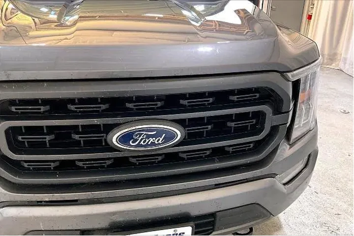 $28531 : Ford F-150 2021 4x4 XLT 4dr image 6