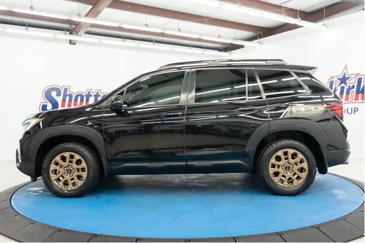 $38982 : Honda Passport 2023 AWD Trai image 5