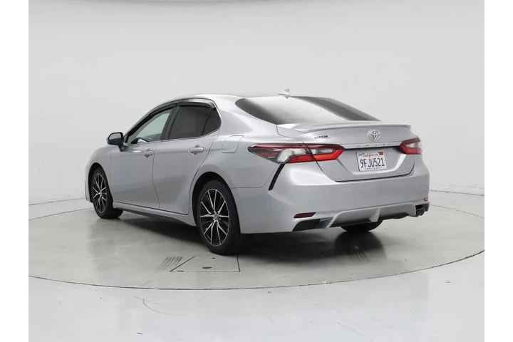 $26998 : Toyota Camry 2023 SE 4dr Sed image 2