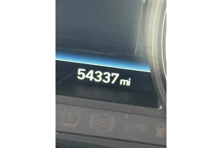 $22702 : Genesis G70 2020 AWD 2.0T 4d image 7