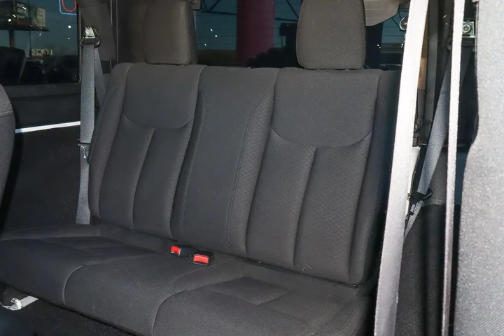 $22988 : 2017 Wrangler Sport 4x4 image 8