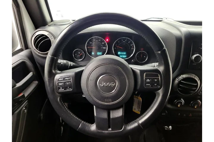 $20998 : Jeep Wrangler 2016 4x4 Willy image 10